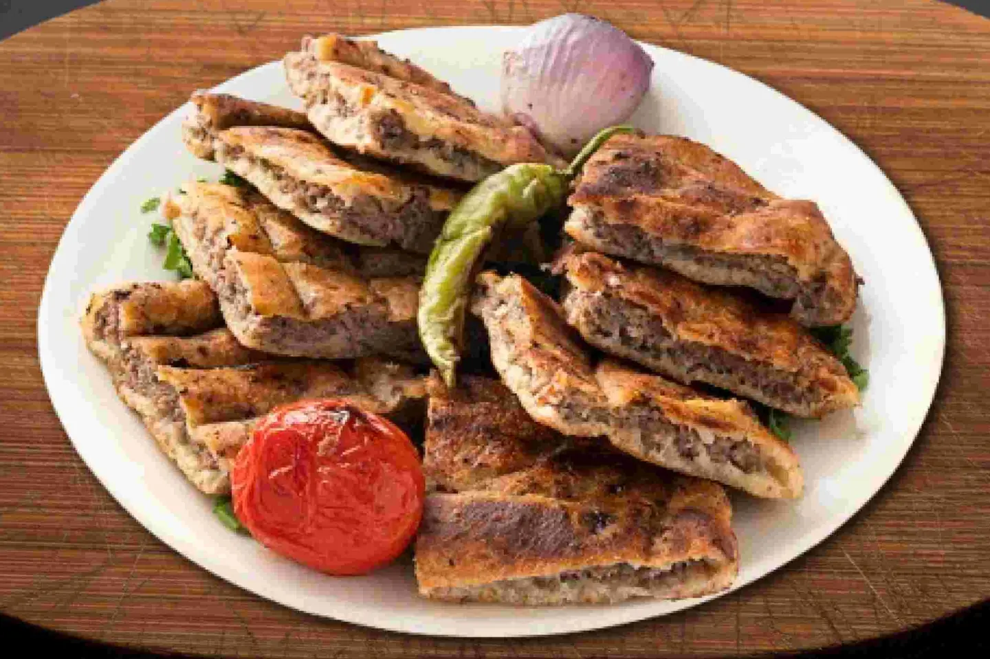 حواوشي - حواوشي بالجبنة