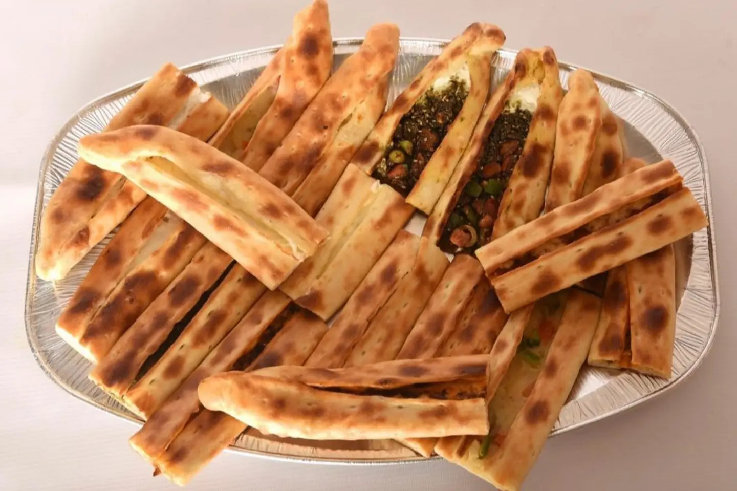 صحن فطائر مشكلة - وسط