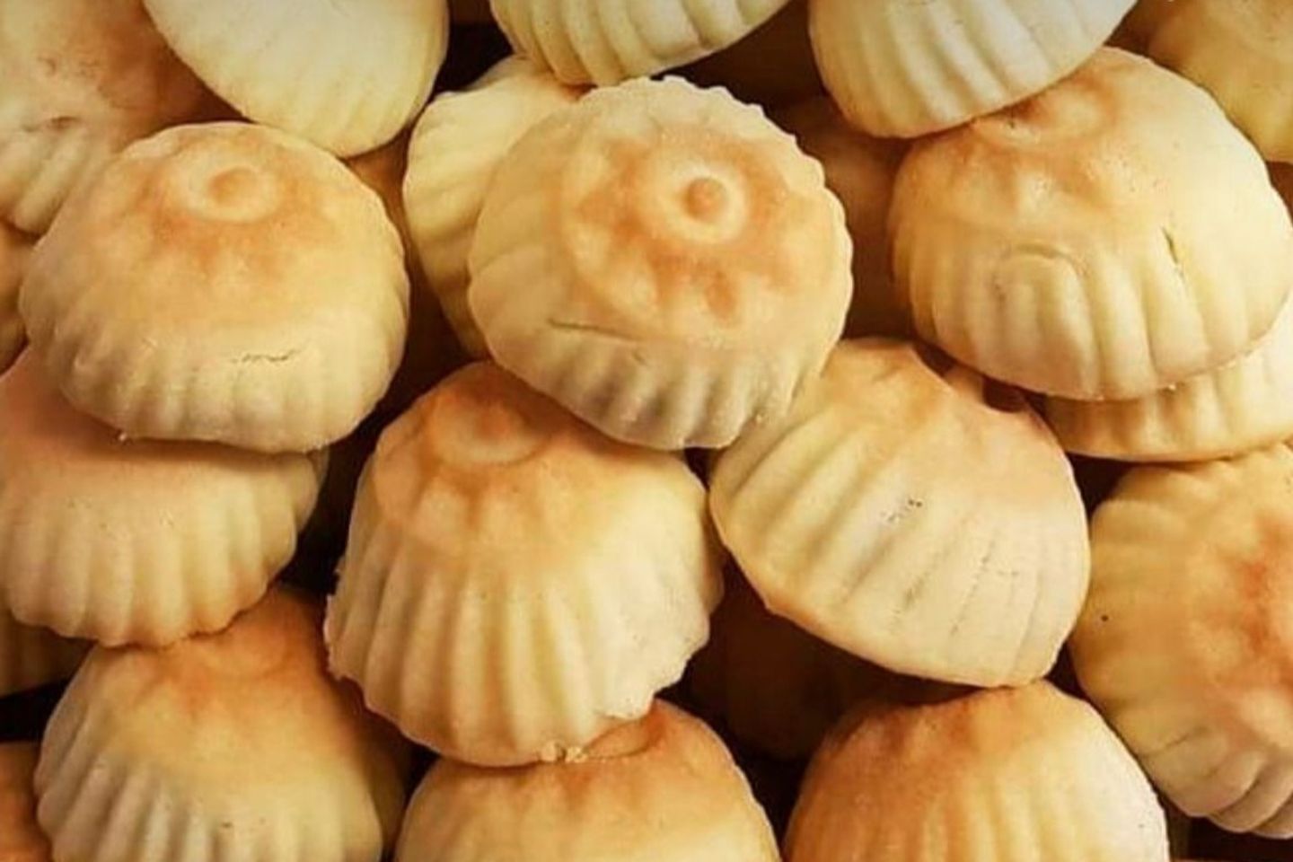 معمول فاخر بالتمر والبهارات العربية - نص كيلو