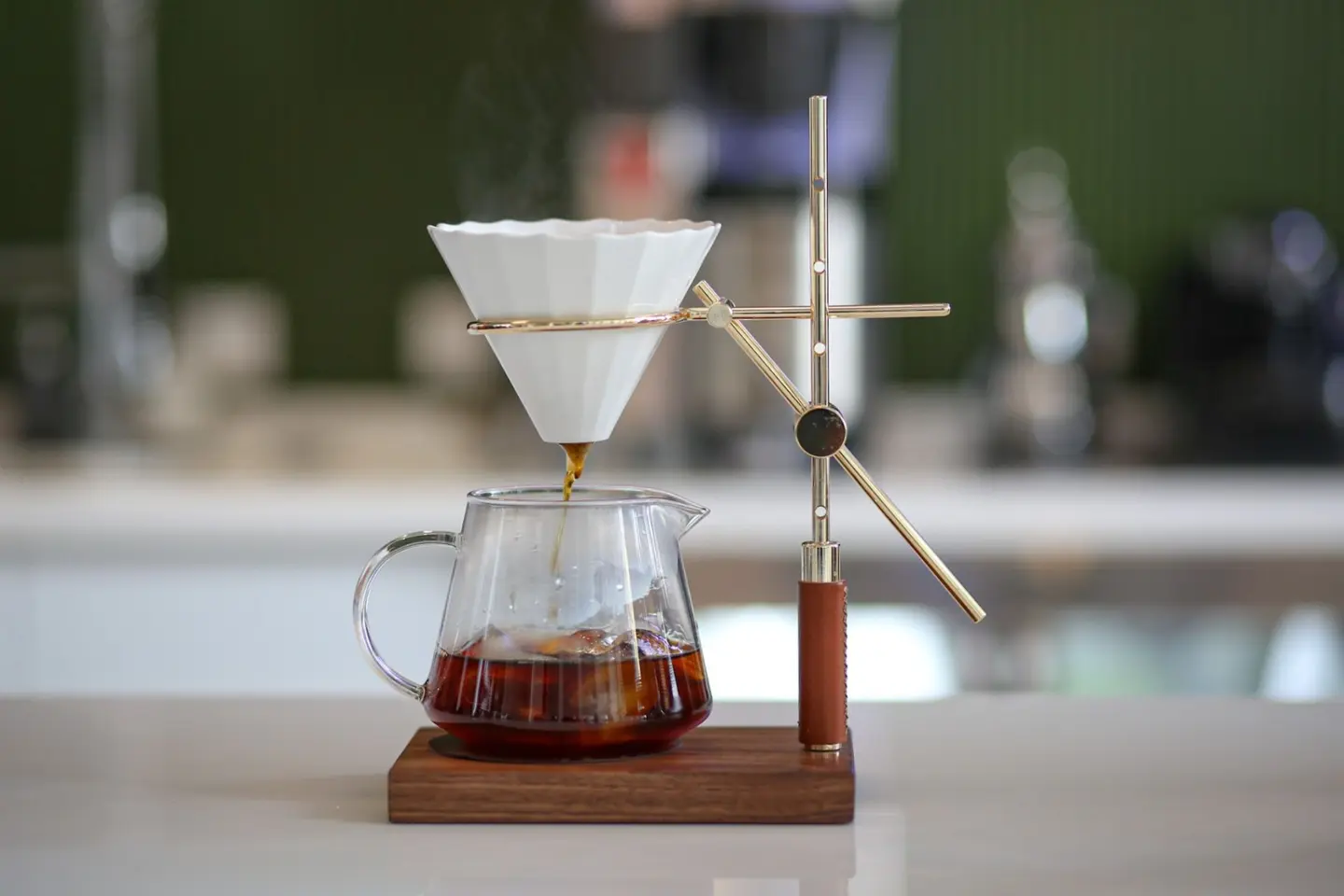 V60 Cone Drip Coffee - Large 12 Oz