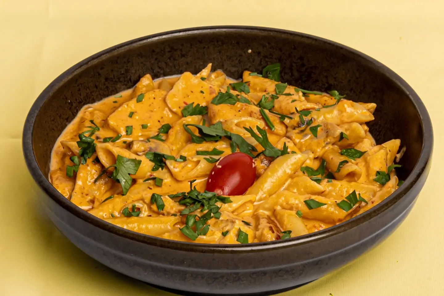 باستا دجاج - مكس صوص