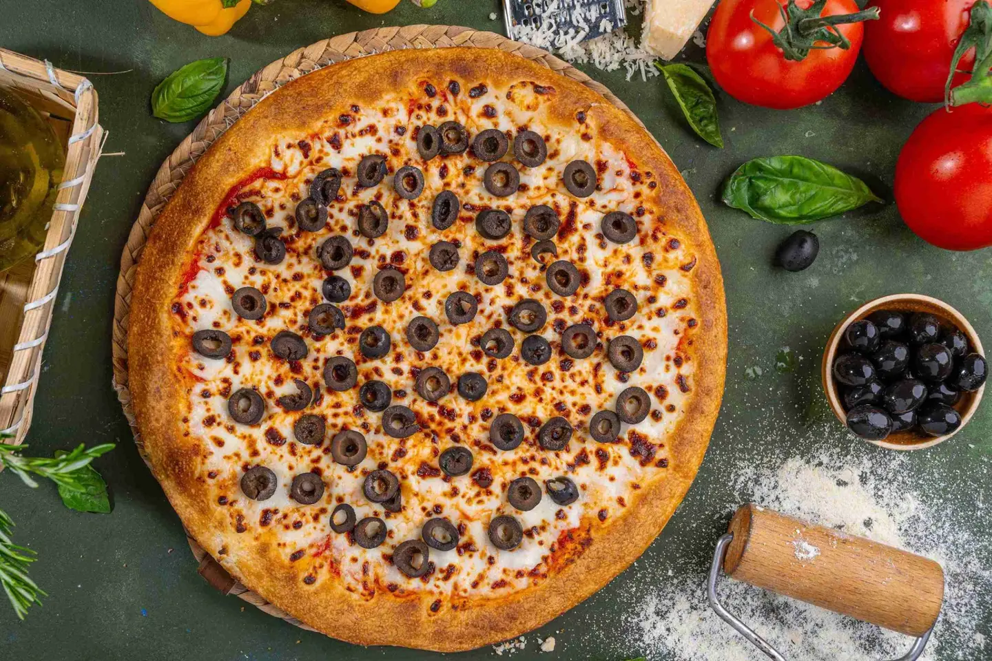 Olive Pizza  - Large