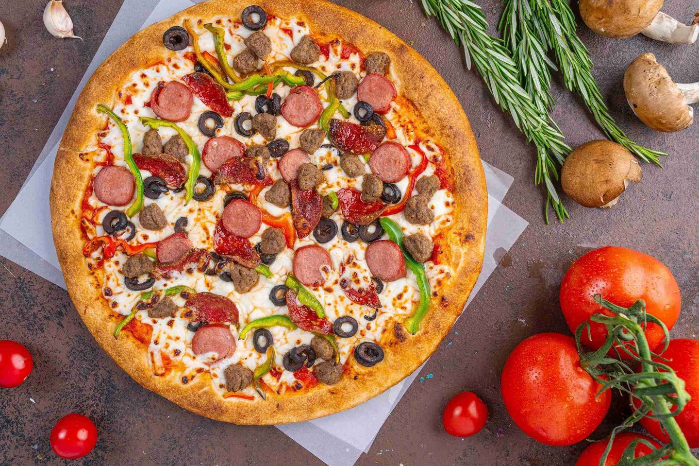 Beef Super Supreme Pizza  - Large