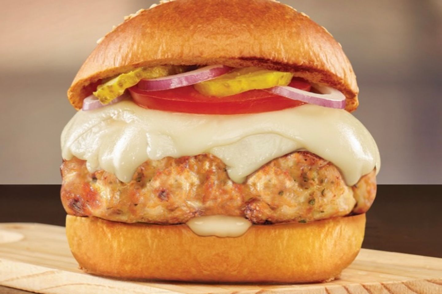 Cheesy Chicken Burger - برجر شيزي دجاج