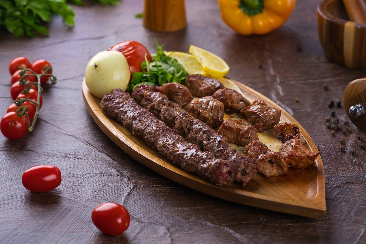 مشاوي مشكلة لحم - صحن