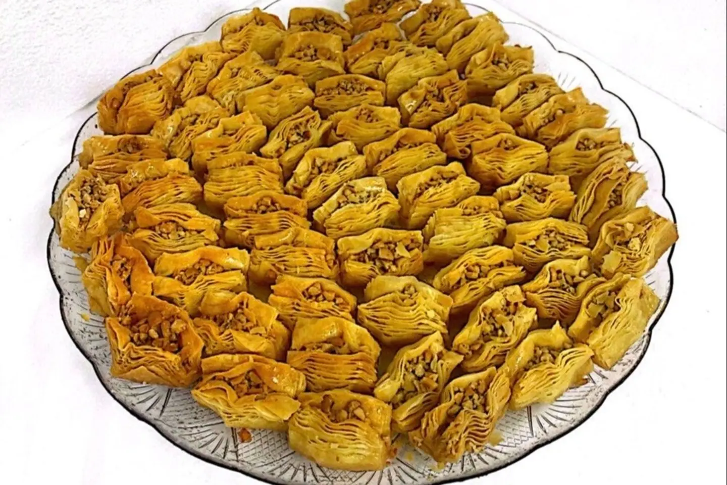 بقلاوة متنوعة - نص كيلو
