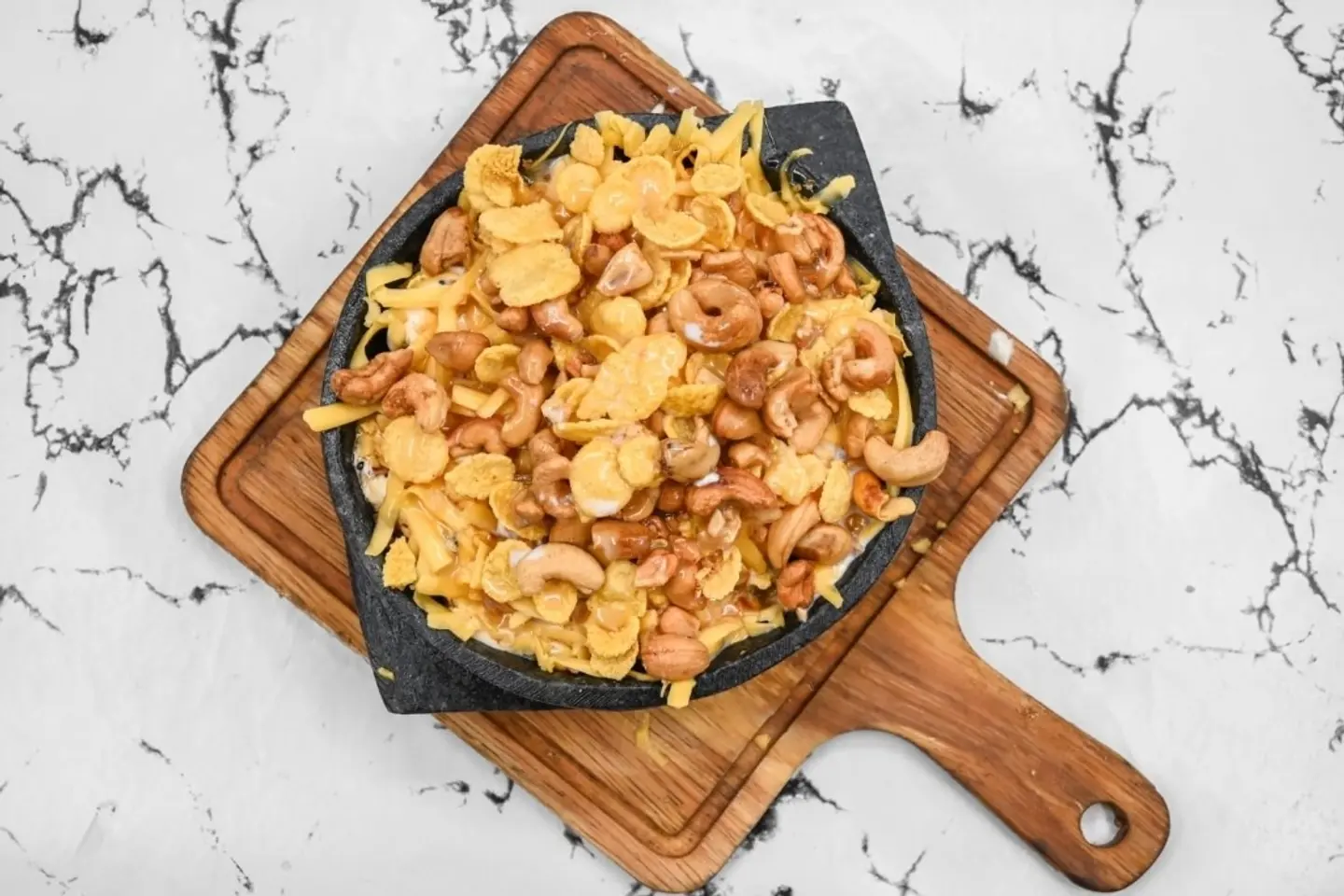 Areekah Aalam Al Areekah - Small