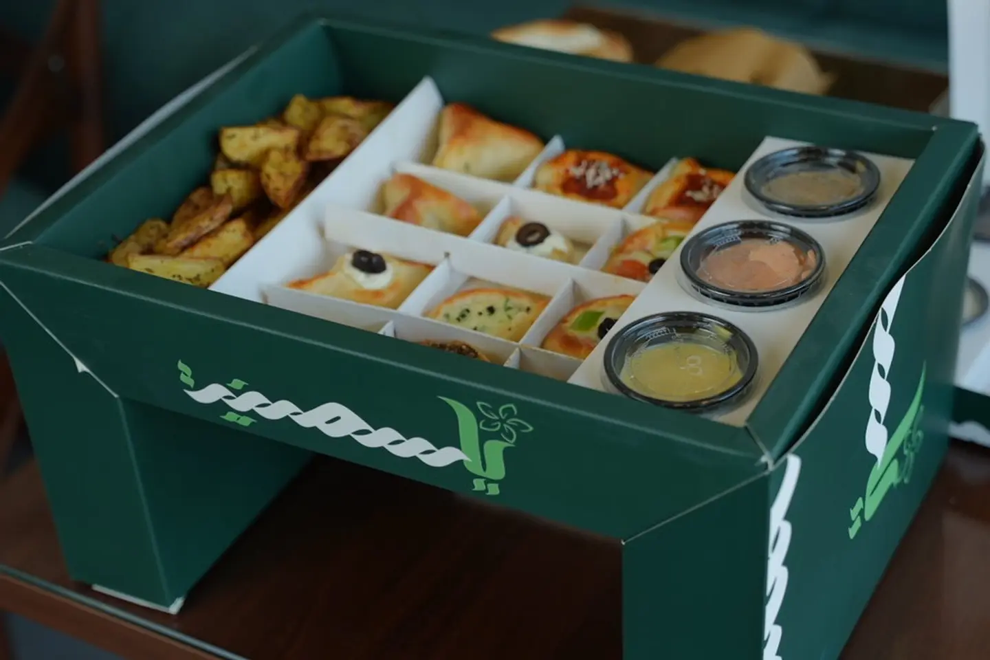 بوكس اللمّة - صغير- ١٢قطعة