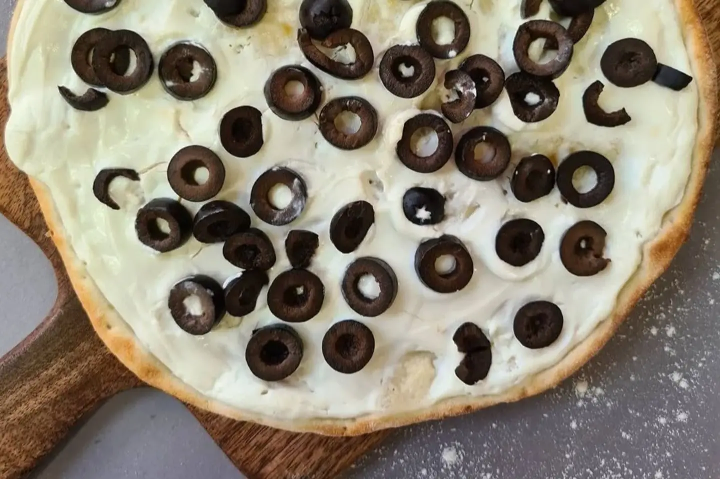 Cheese With Olives - Medium