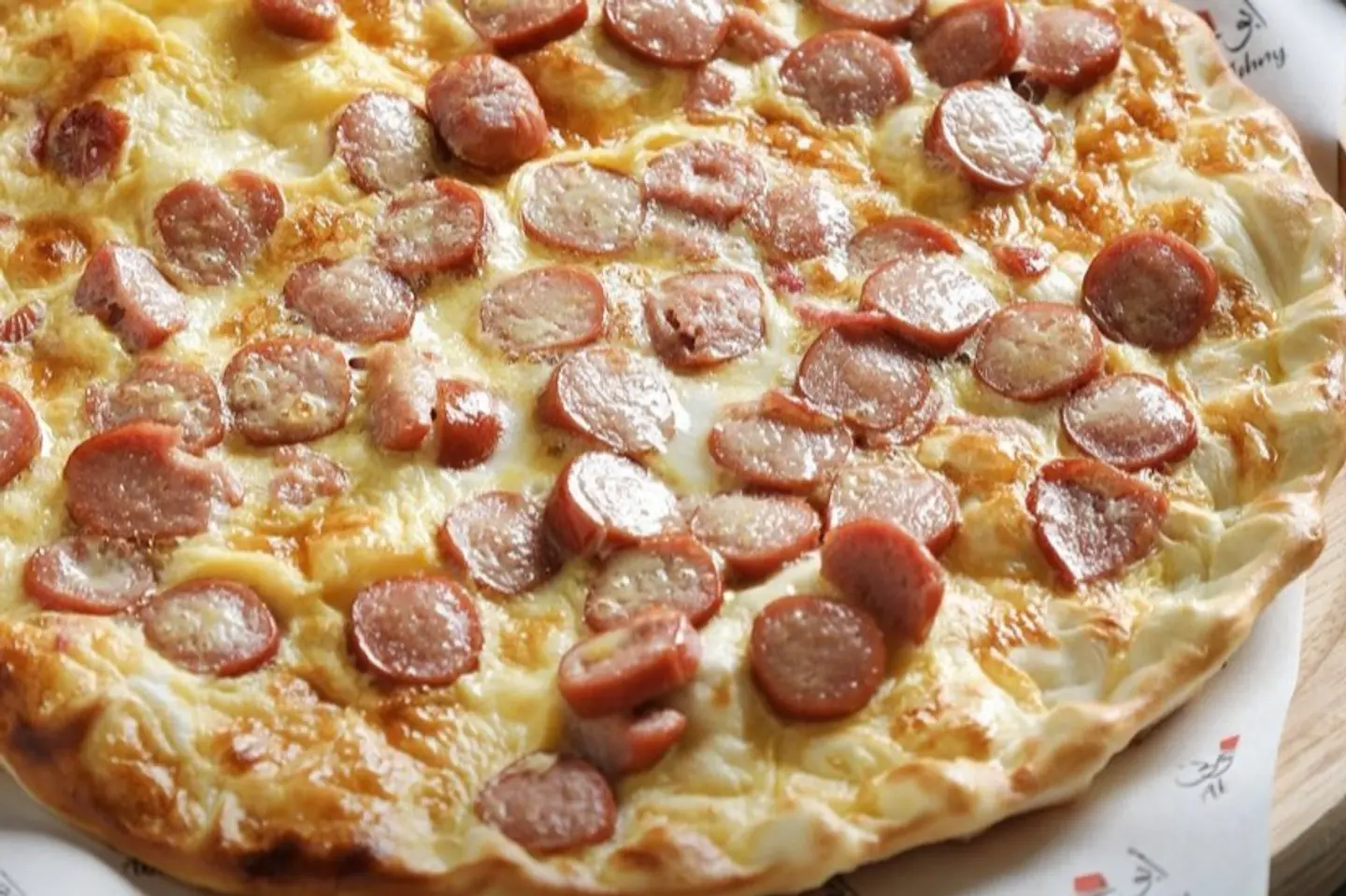 Cheese With Sausage - Medium