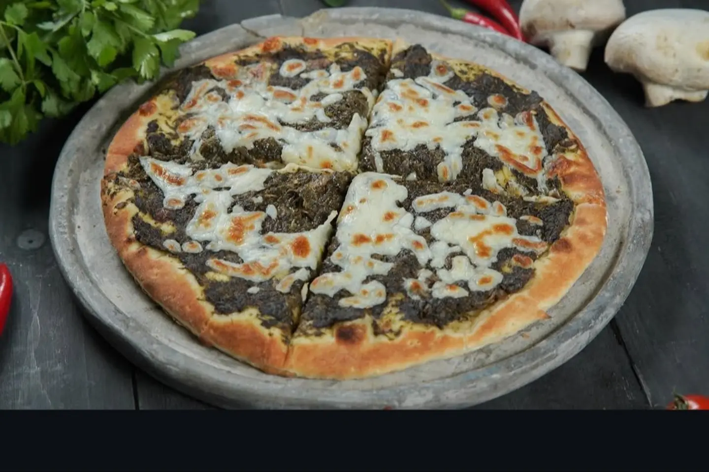 Labneh With Spinach - Medium