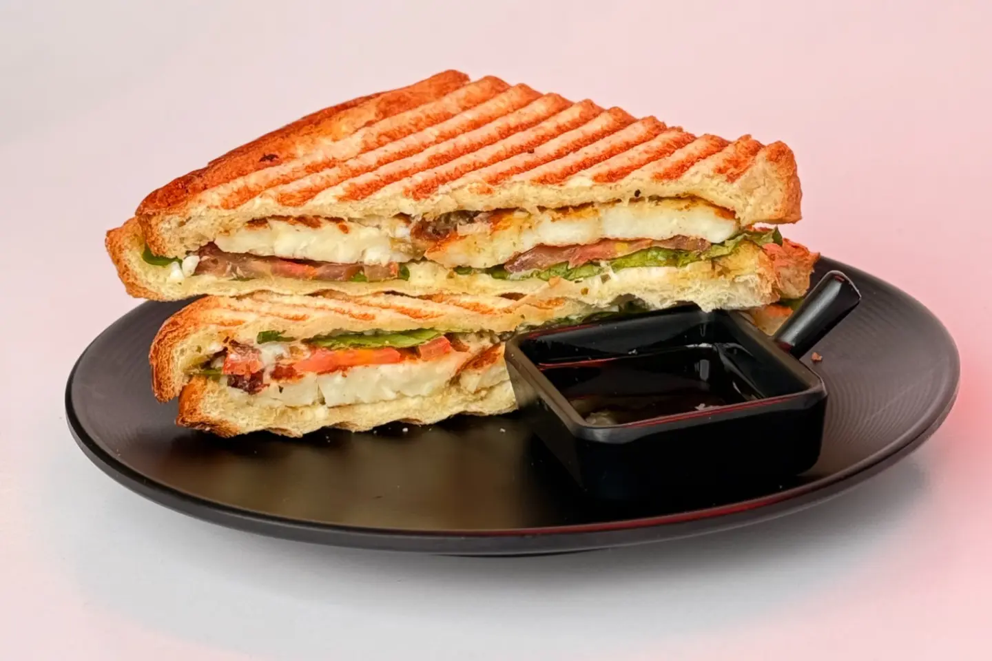 Halloumi Sandwich - Brioche