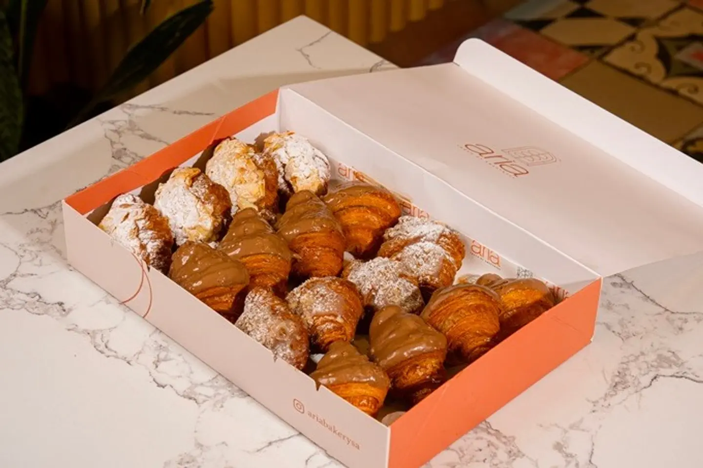 Croissant Box - 16 Pes