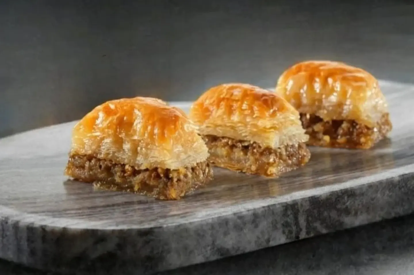 Walnuts Baklawa - Large   Kilo