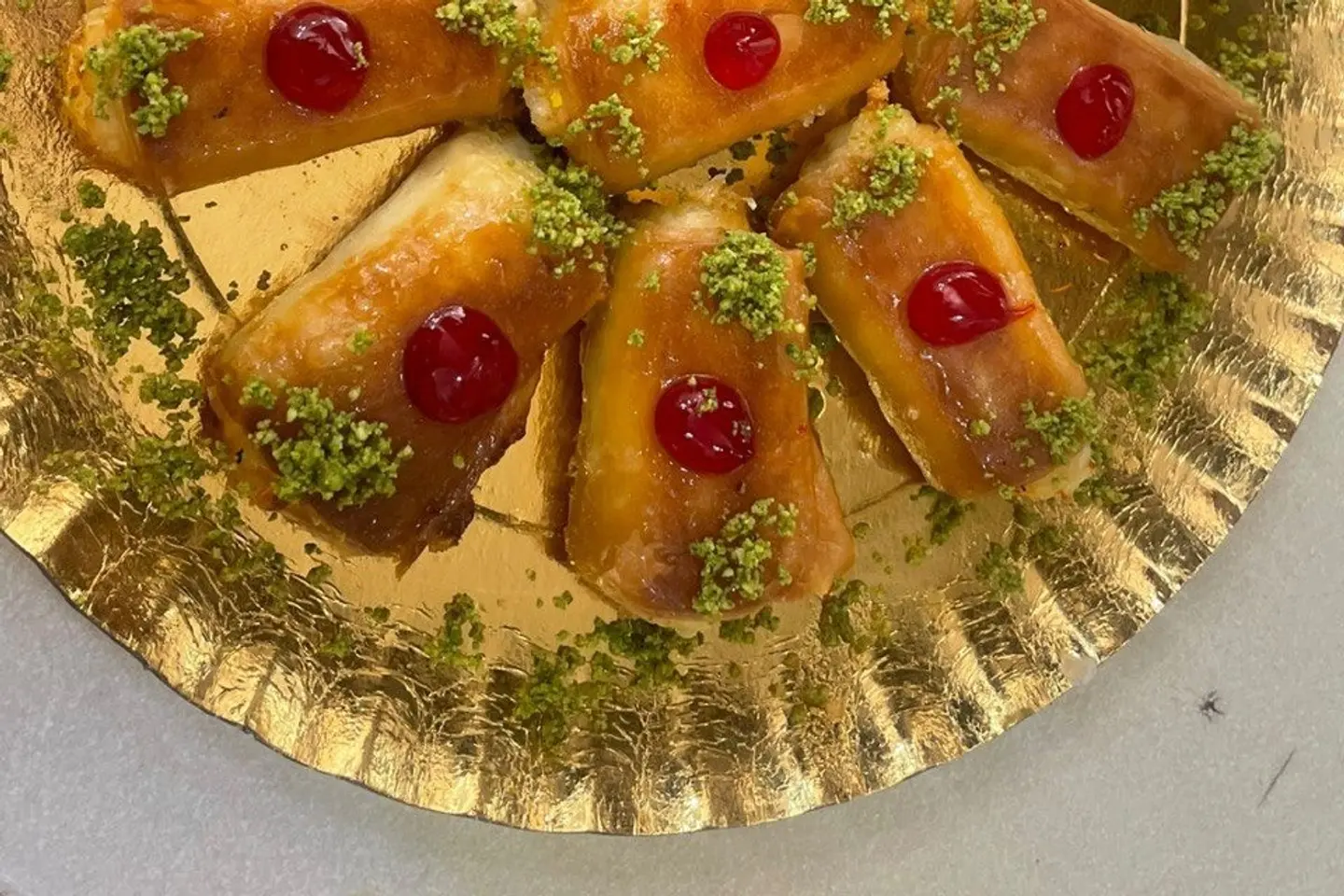 Znoud Al Sitt - Plate