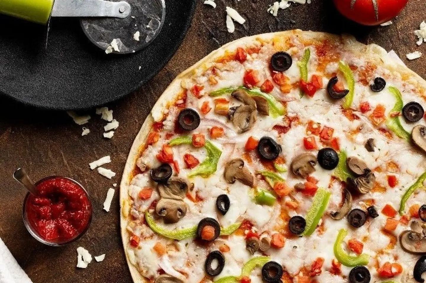 Vegetable Pizza - Medium