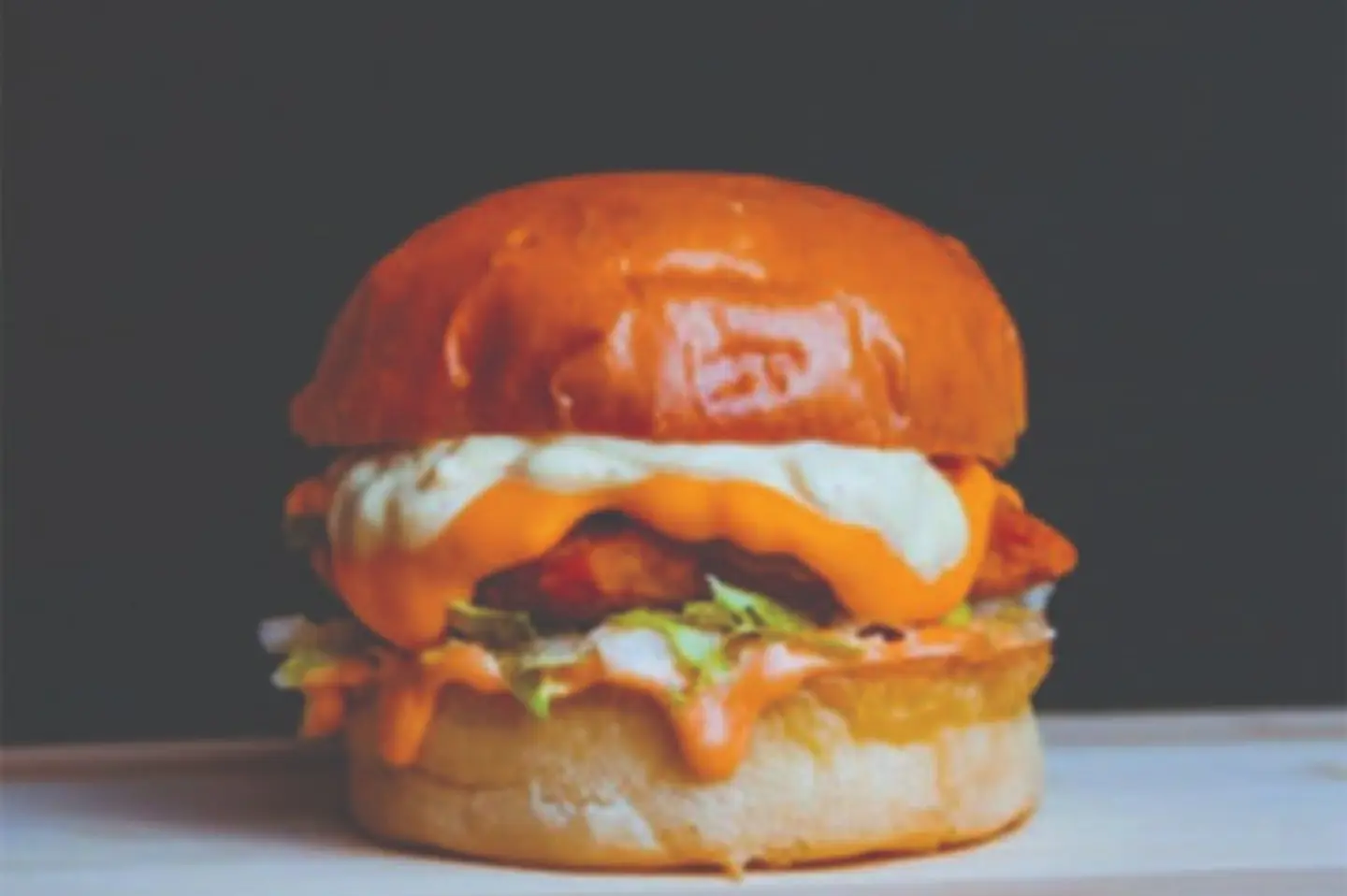 برجر تشكن كرسبي - سنقل وجبة