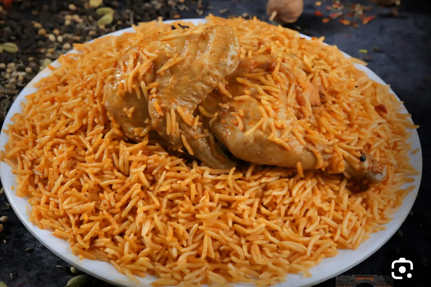 دجاج مضغوط مع الارز - دجاجه كامله