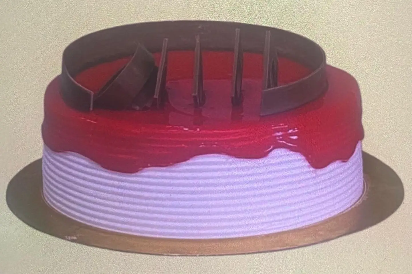 كيكة فراولة - صغير