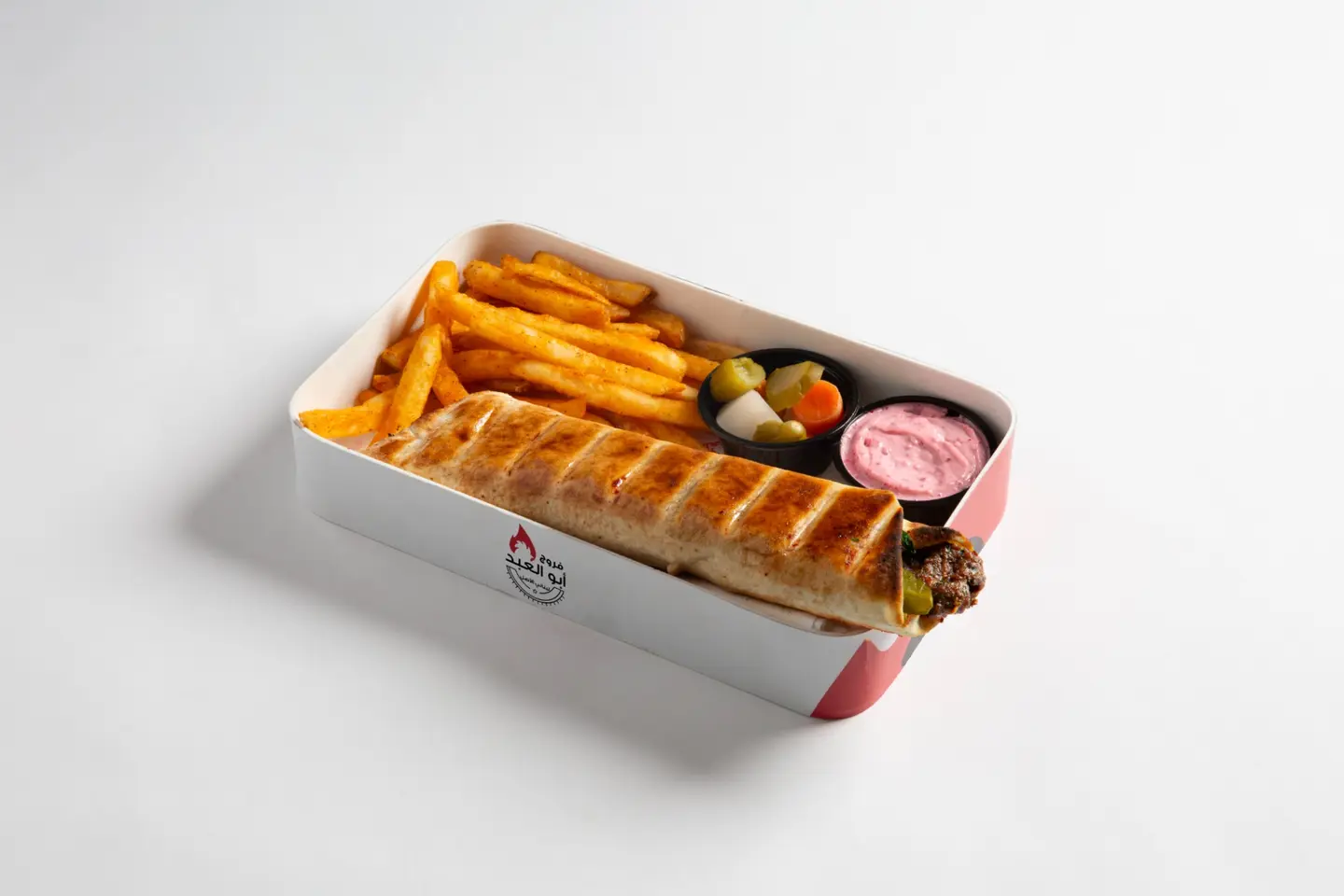 وجبة كباب - علبه بطاطا كبير او مشروب غازي كبير