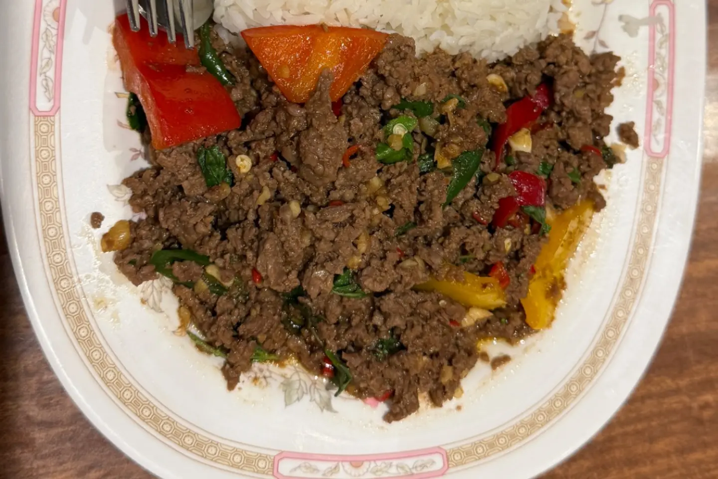 Pad Gra Prao Gai Or Neua - Medium