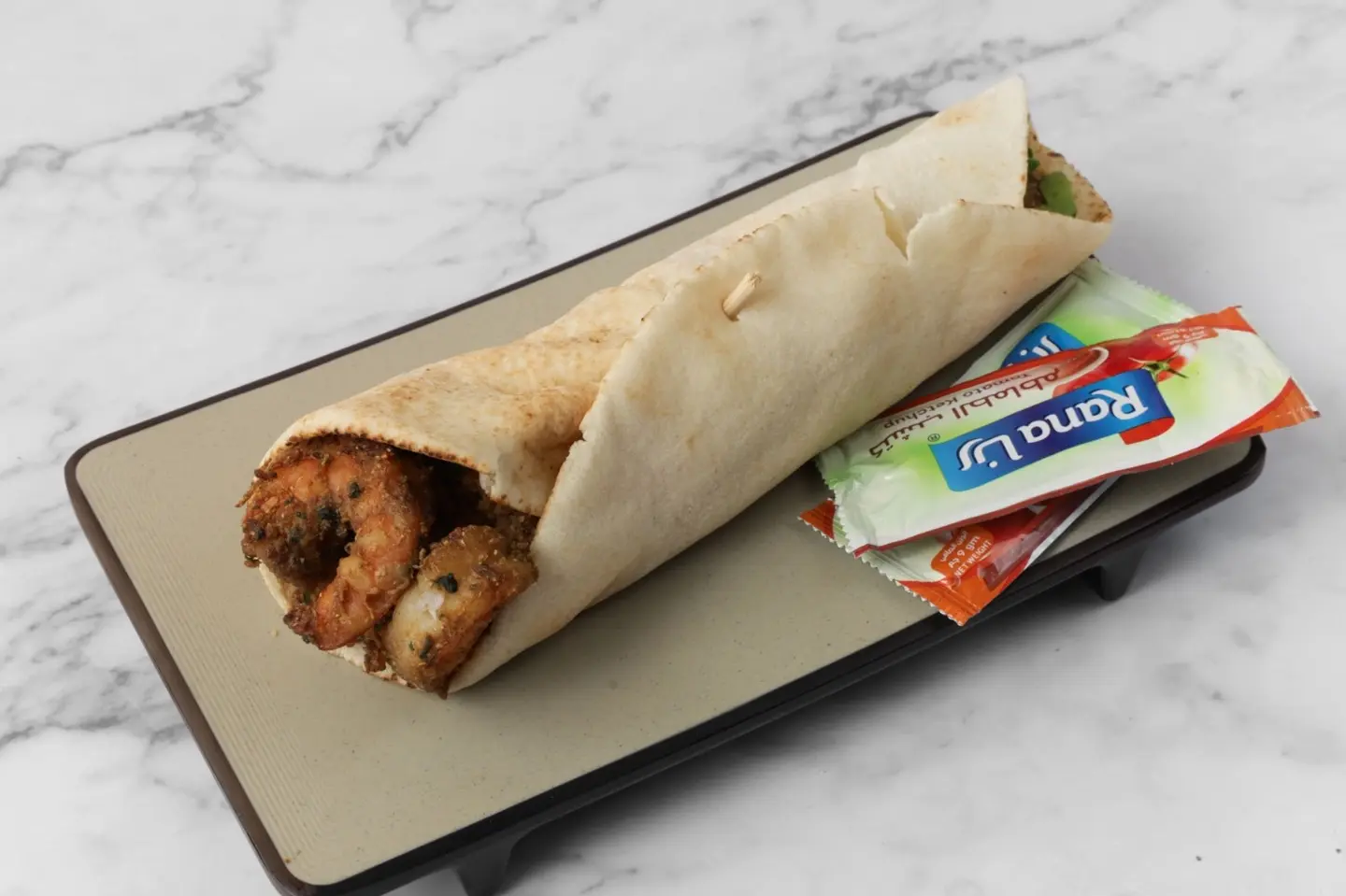 ساندوتش جمبري مشوي - عيش لبناني