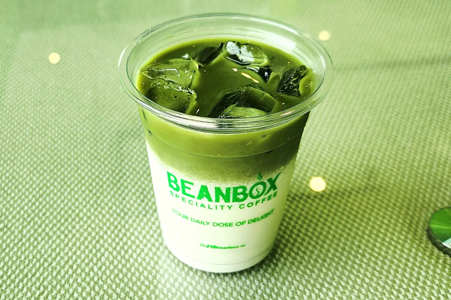 ماتشا مثلج عضوي - الفانيليا