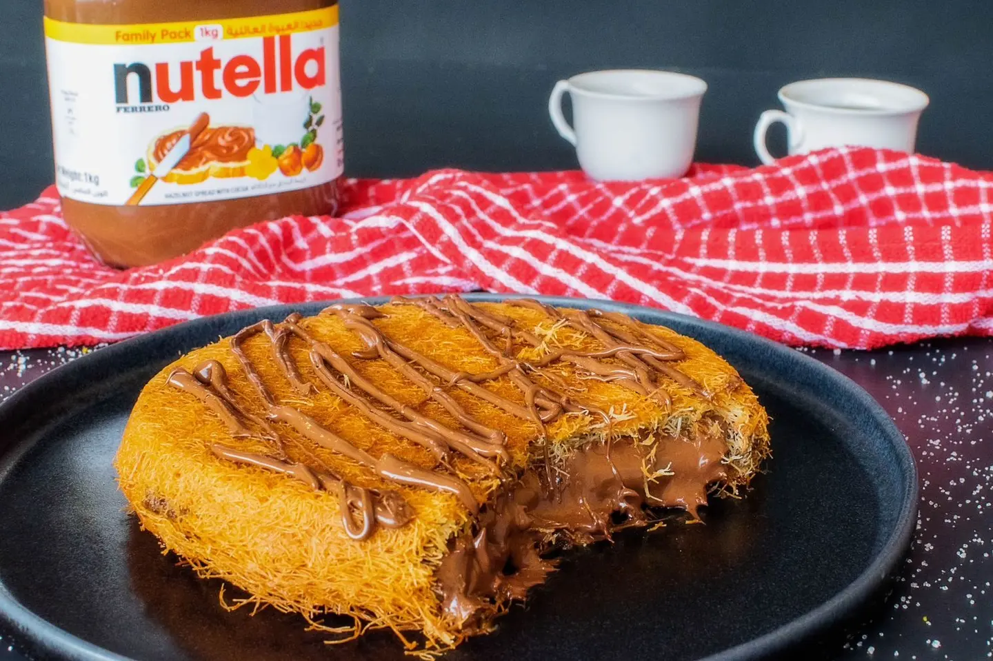 كنافة ناعمة نوتيلا - وسط