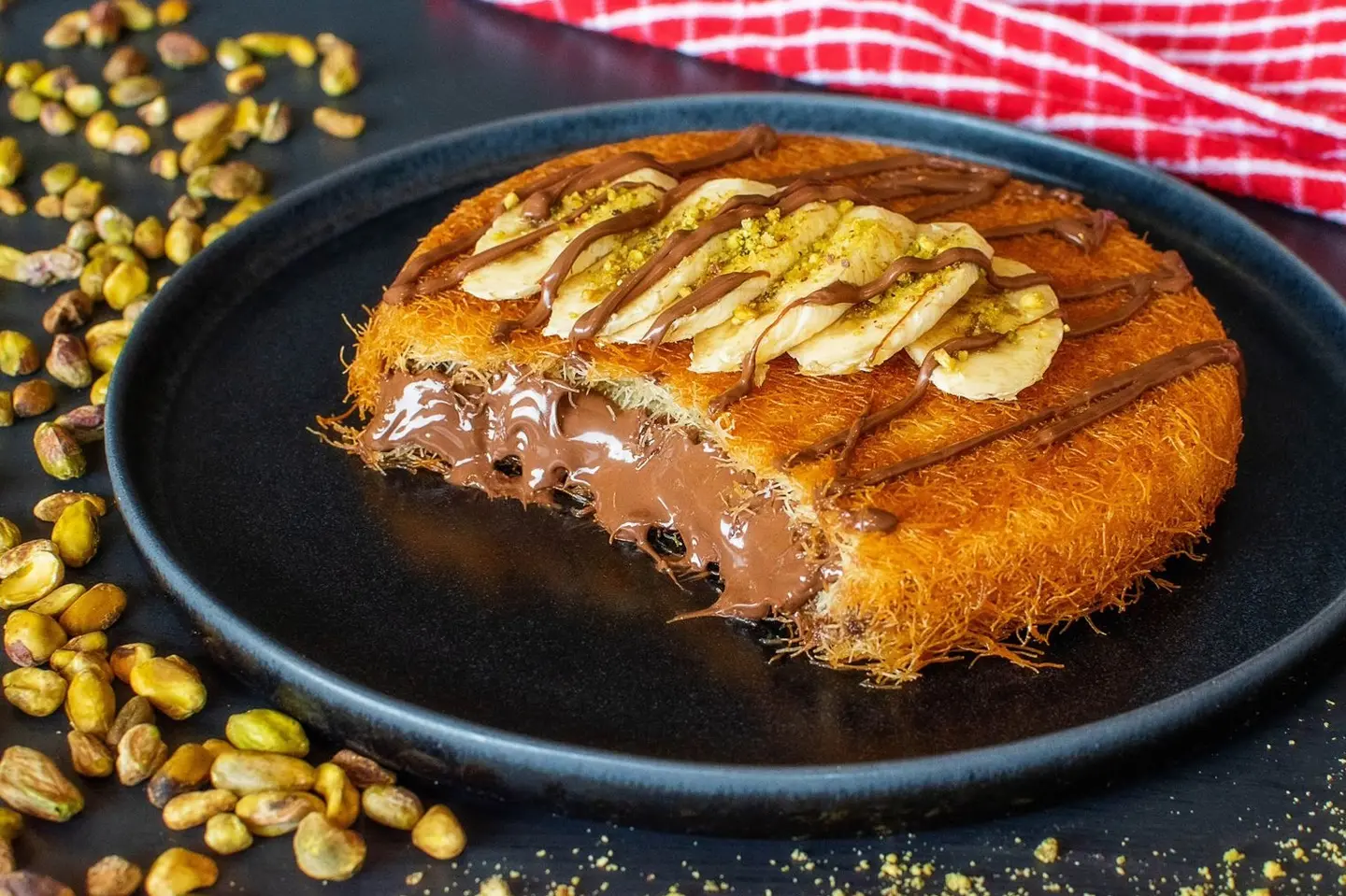 كنافة نوتيلا بالموز - وسط