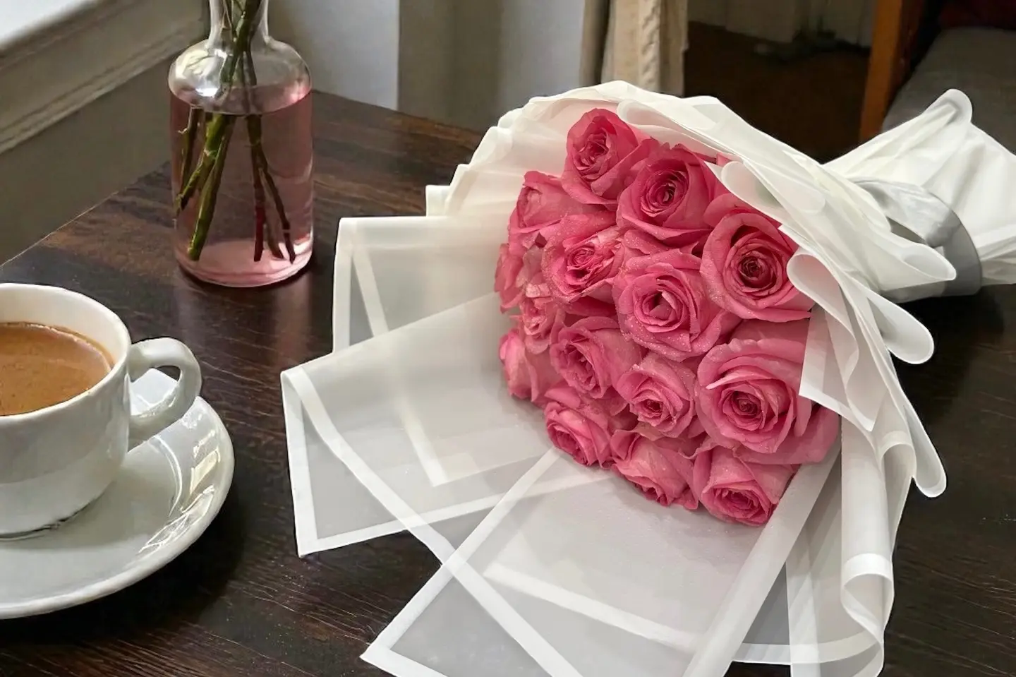 تنسيق طبيعي ٤ - وسط ٢٠ وردة