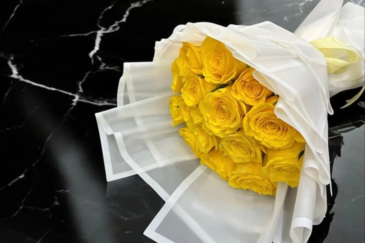 تنسيق طبيعي ٢٧ - صغير ١٥ وردة