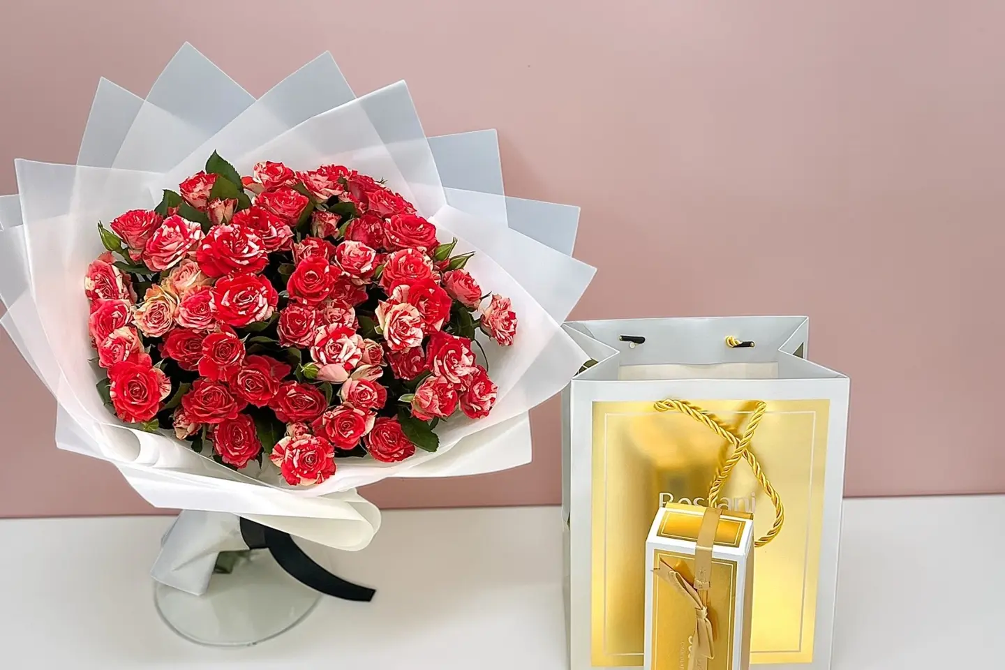 A Bouquet Of Roses With Garden Chocolates 202 - White Rose