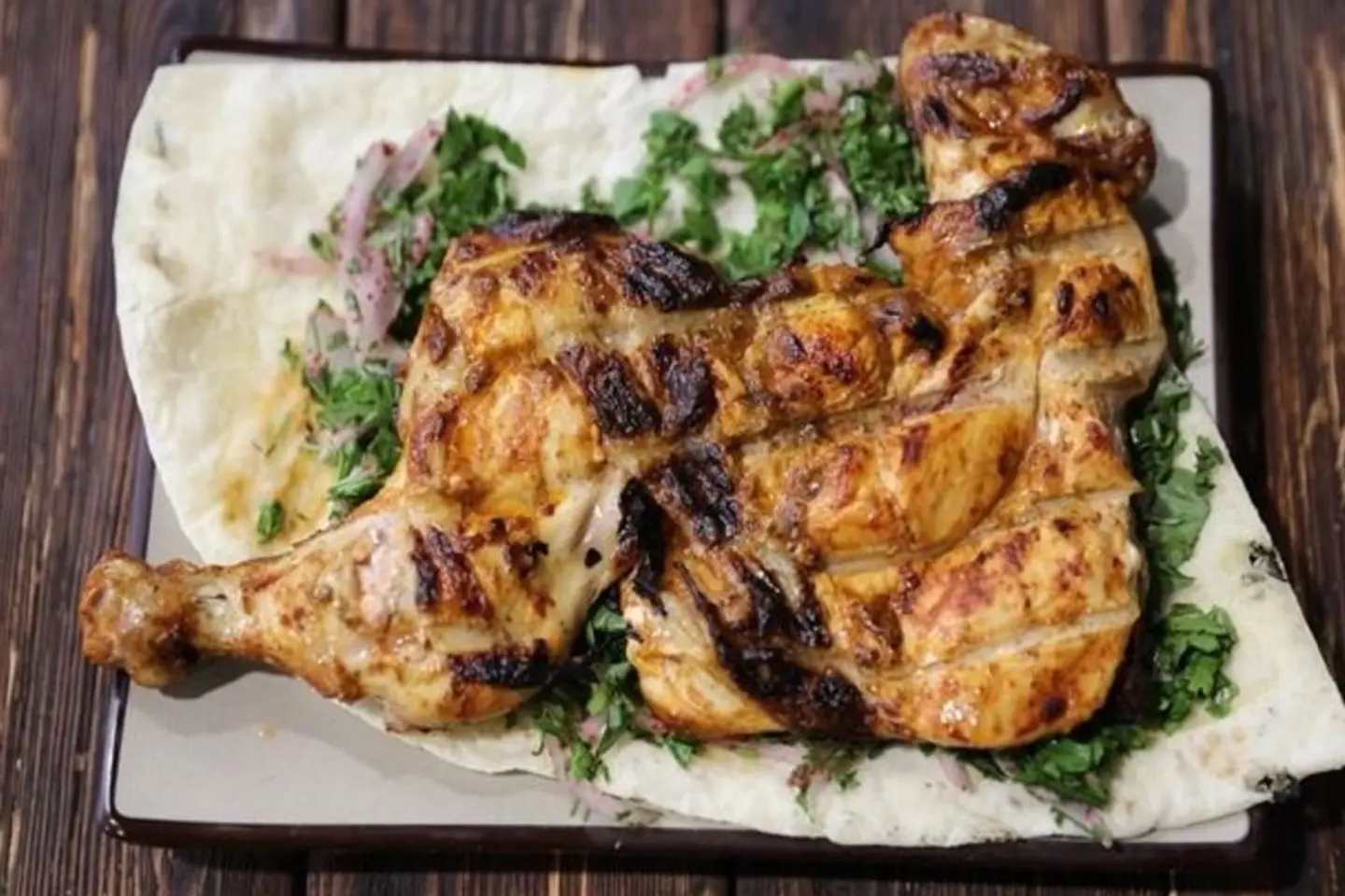 نصف دجاج على الفحم - نصف دجاج على الفحم