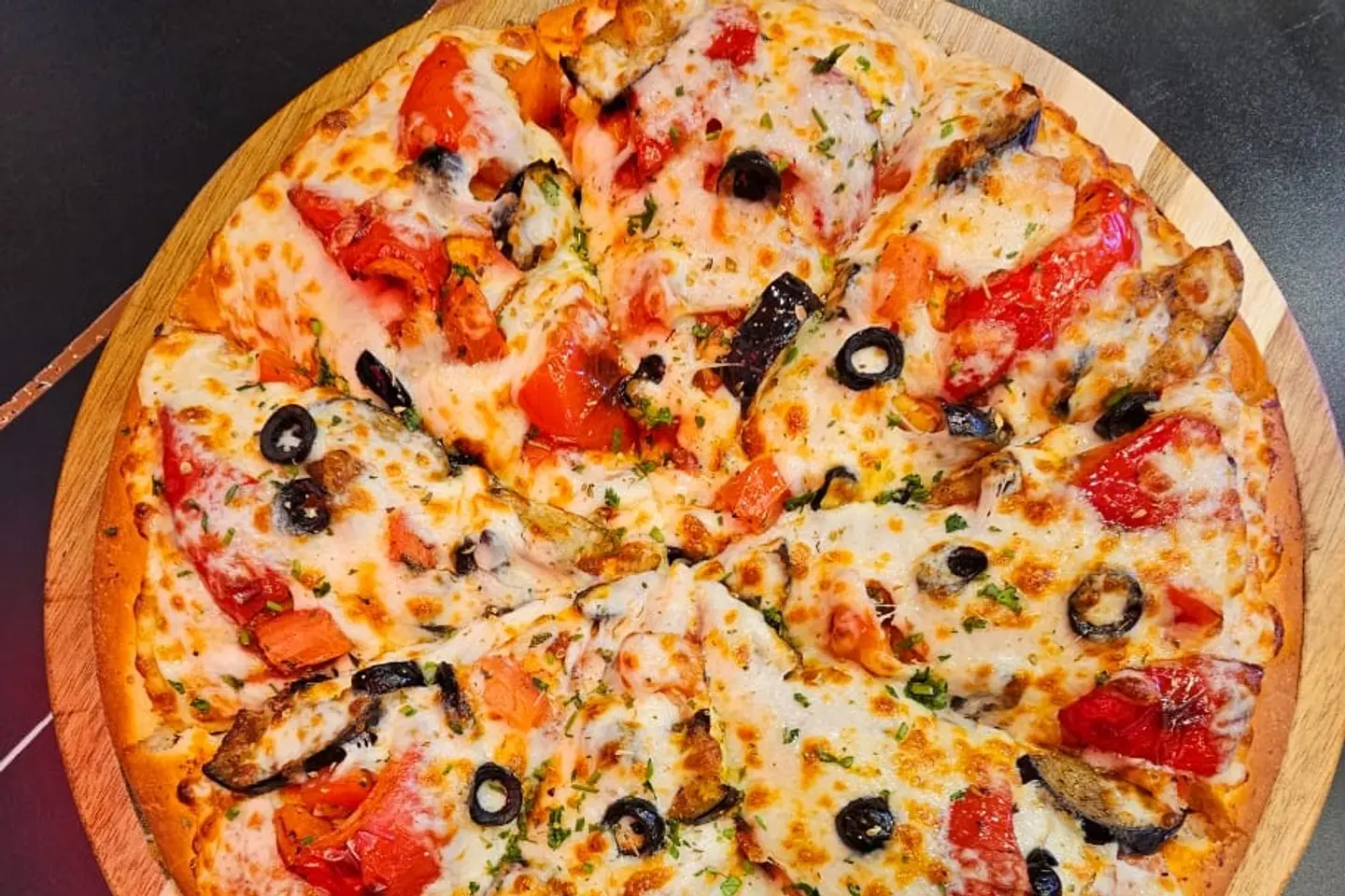 بيتزا الخضار المتوسطية - صغير