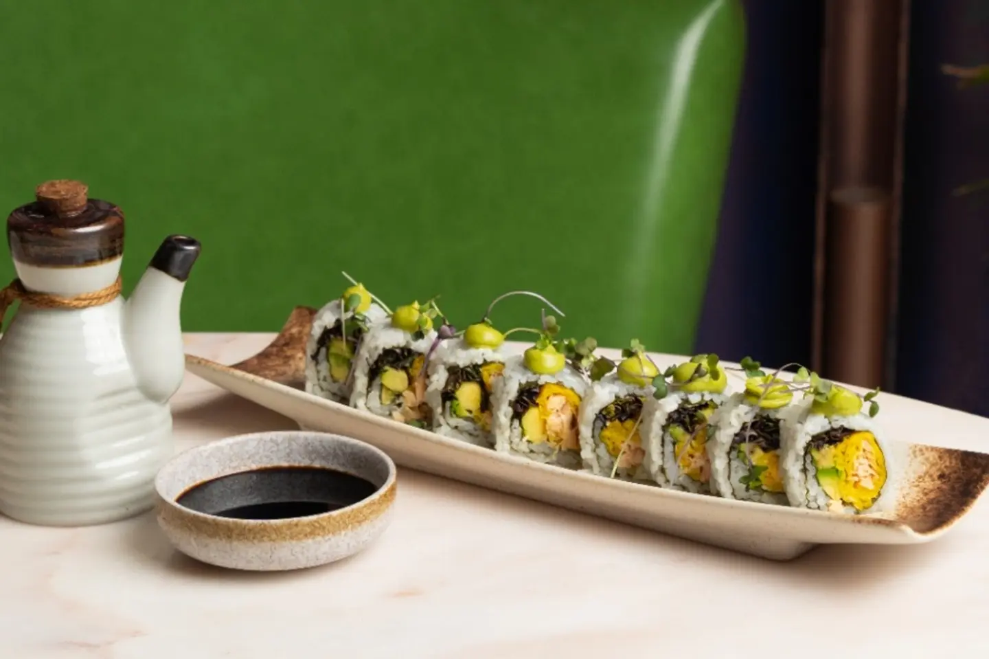 سالمون سوشي - نصف