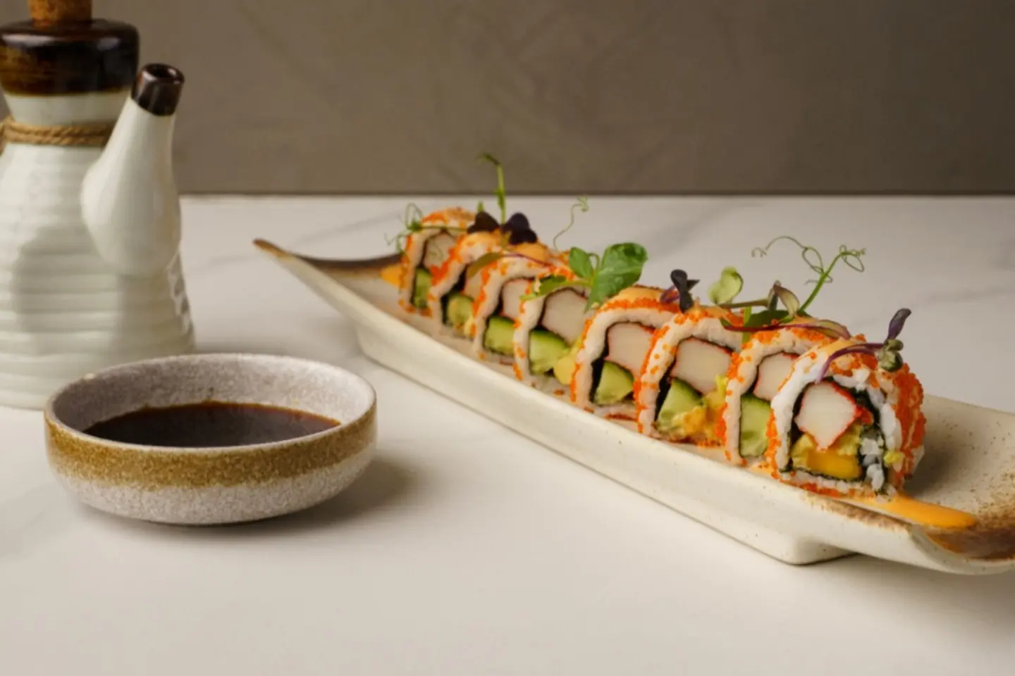 كاليفورنيا ماقي رول - أربعة قطع