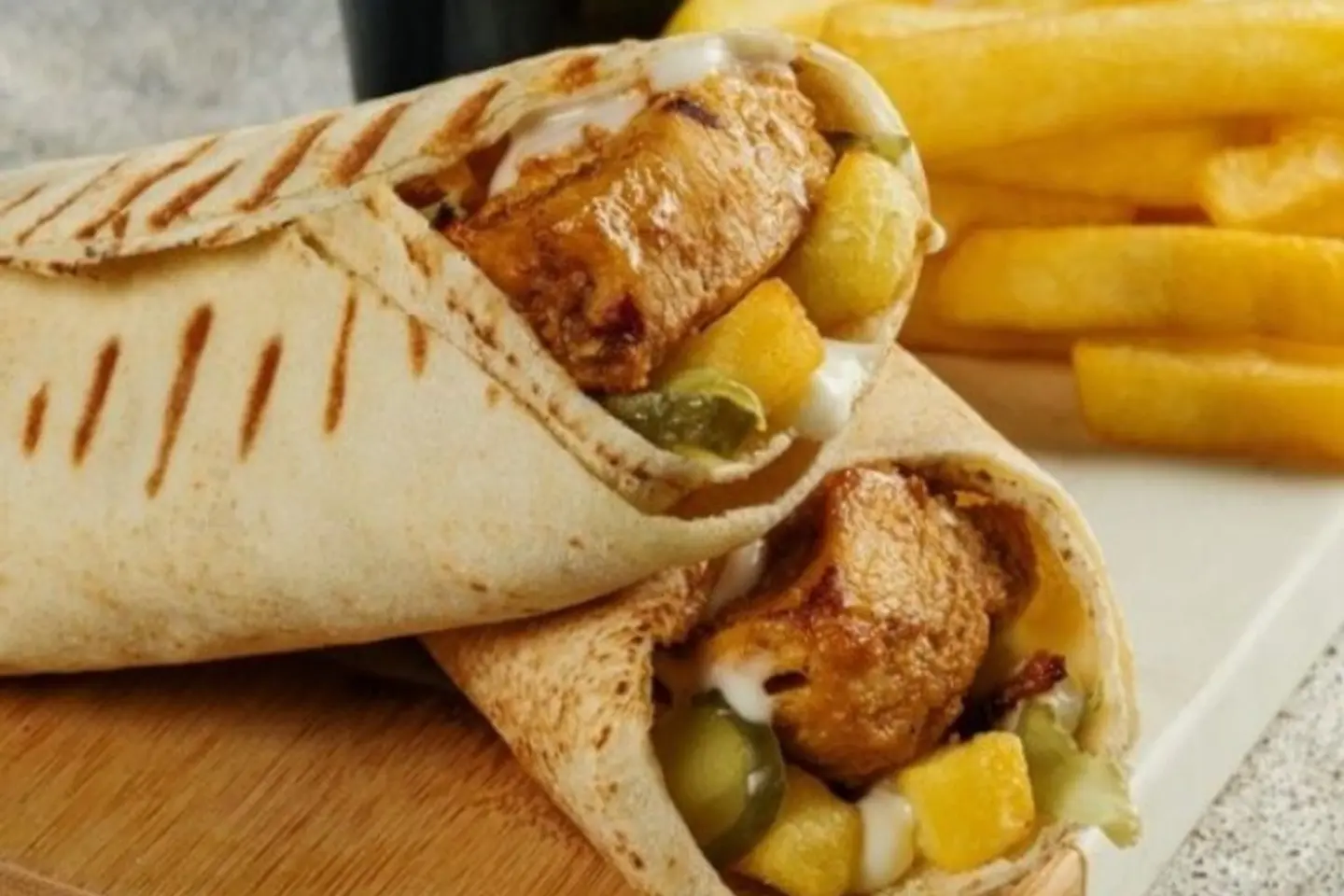 شيش طاووق - صاروخ