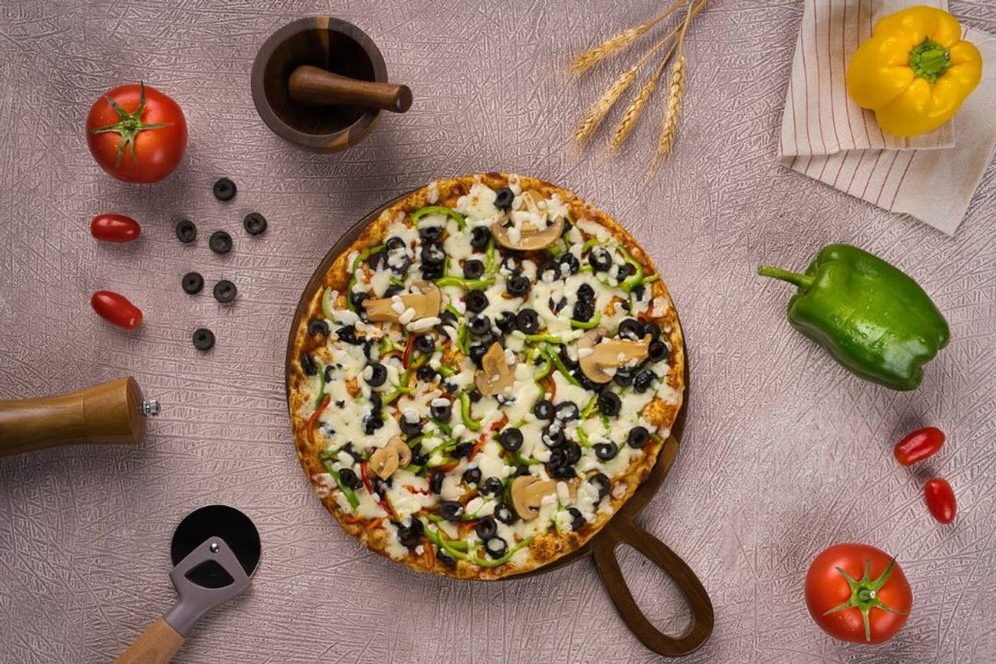 Vegetable Pizza - White Dough