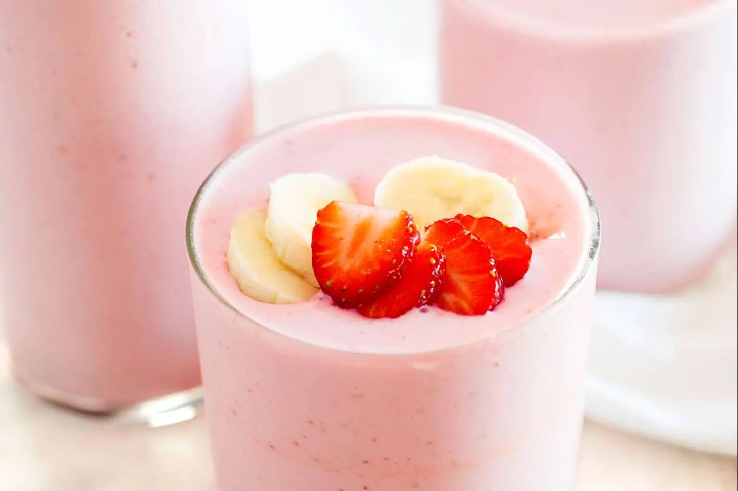 Strawberry Banana - Medium