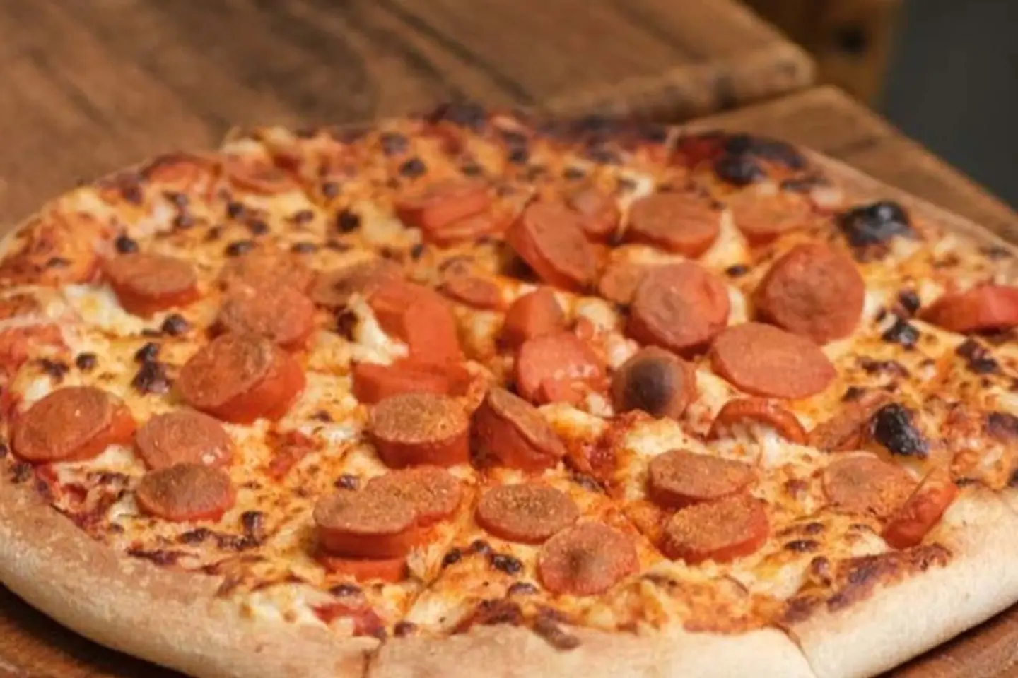 بيتزا نقانق - صغير