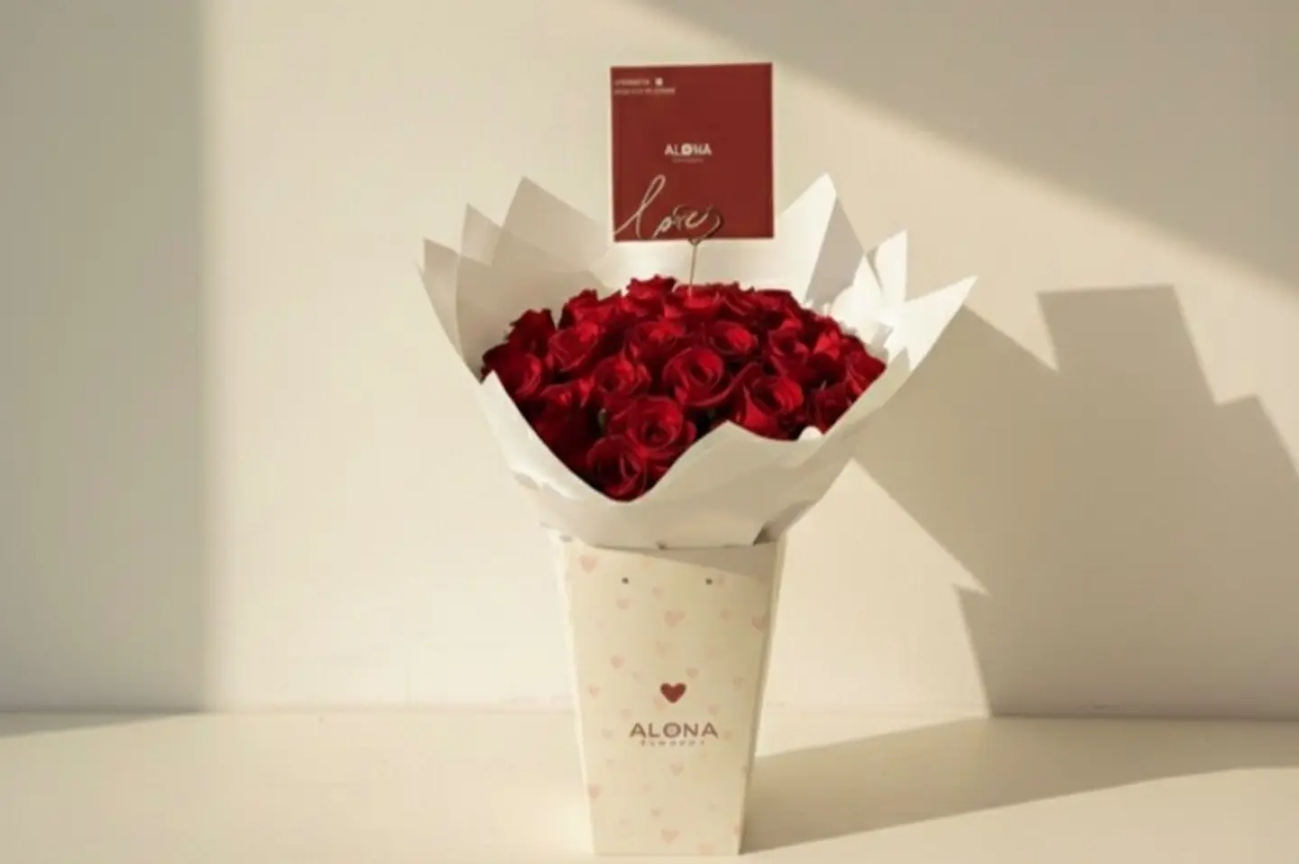 باقة اناقة الحب الكبير - ثلاثون وردة جوري حمراء