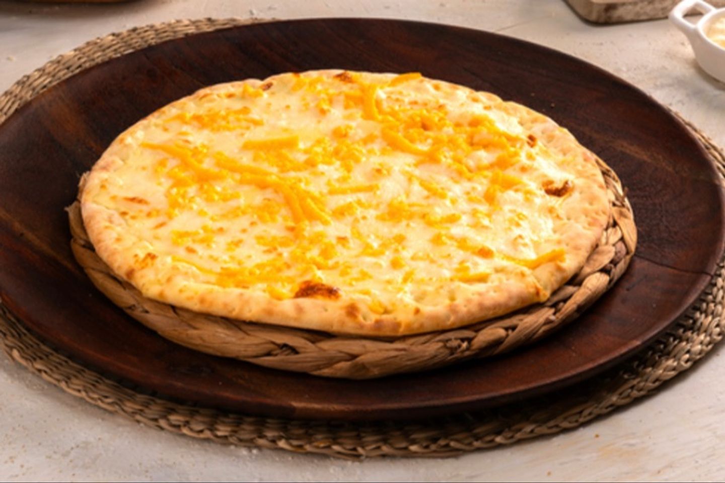بيتزا اربعة انواع جبن - وسط