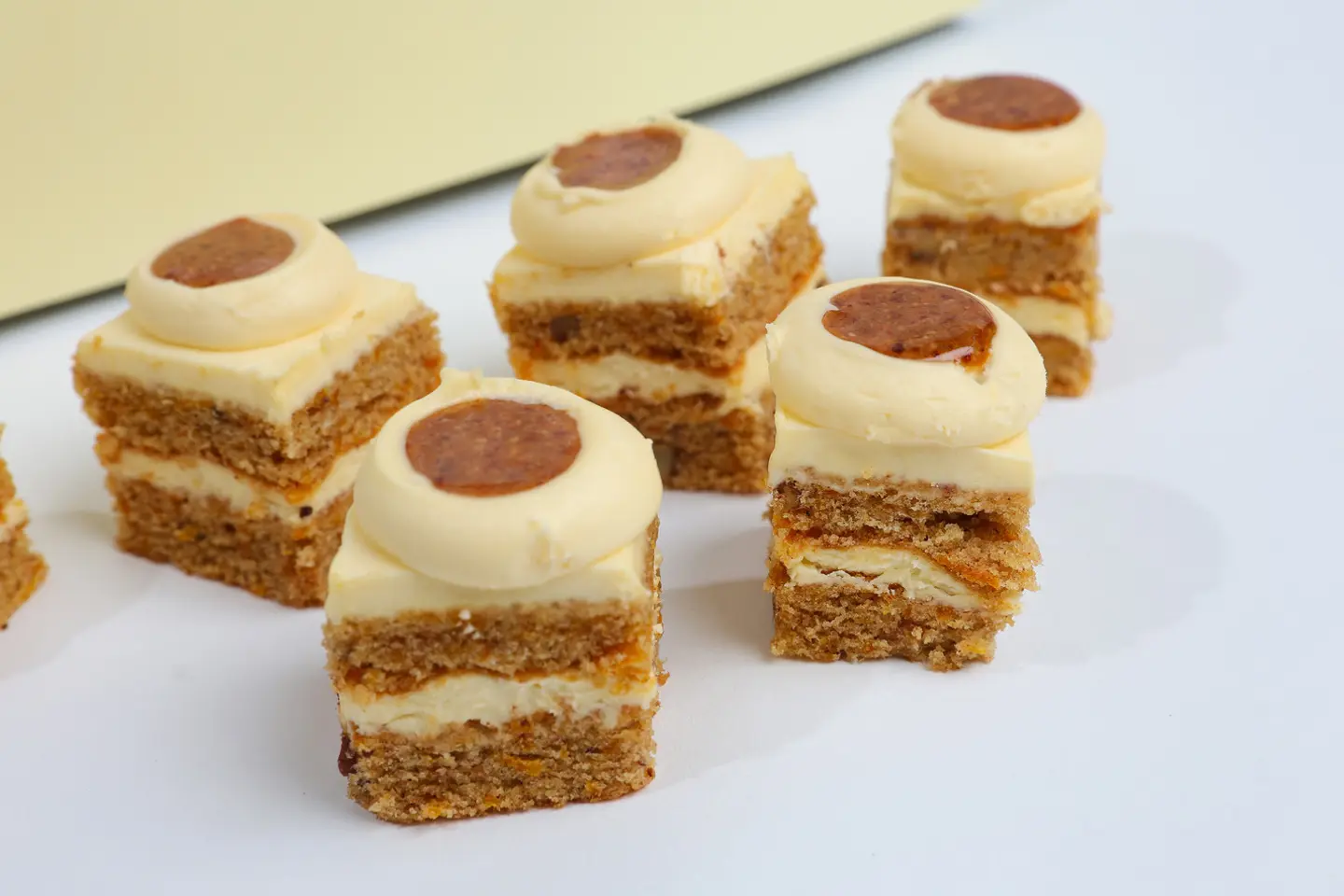 ميني جزر - خمسة عشر قطعة