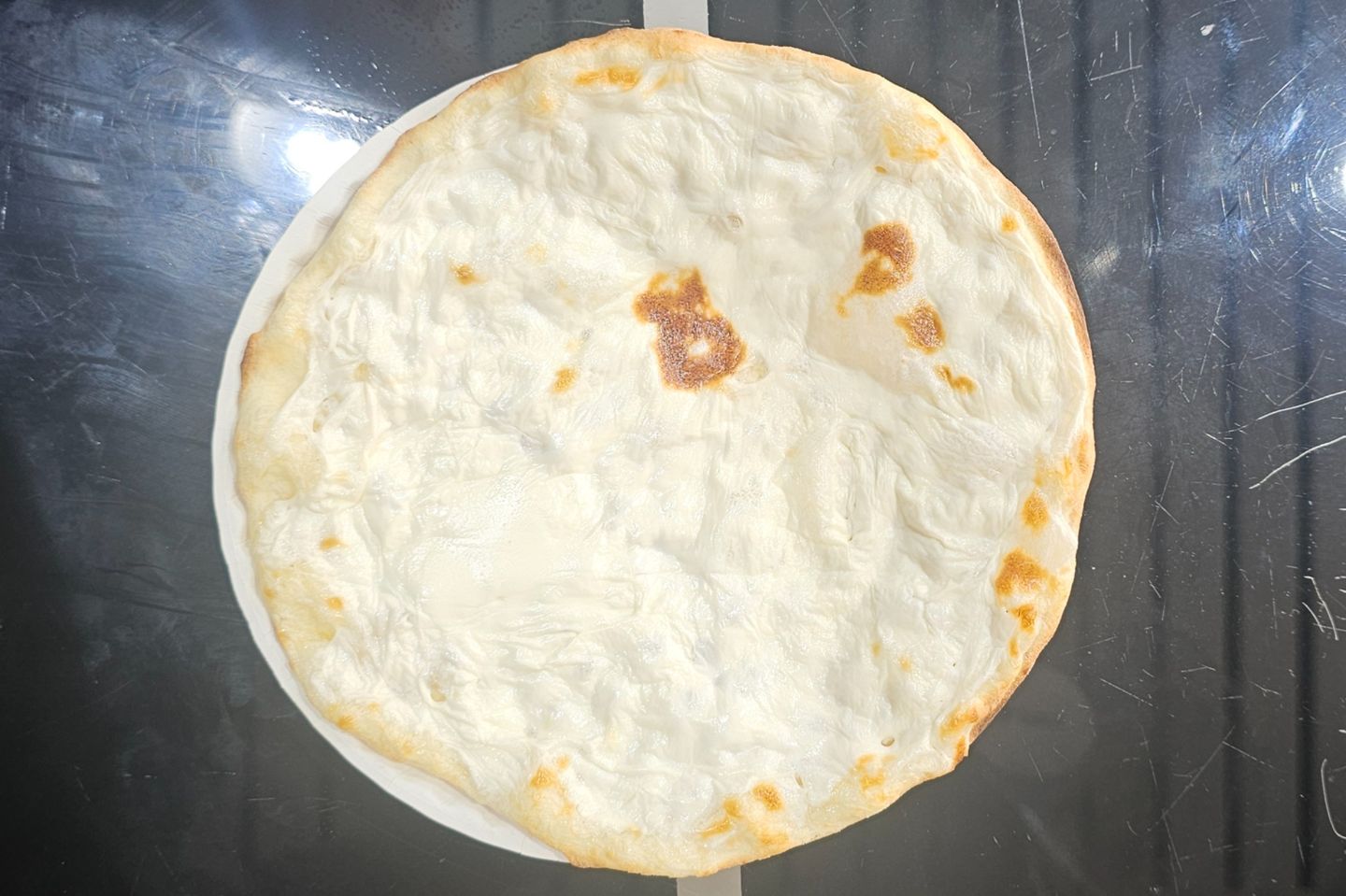 لبنه مع عسل - وسط