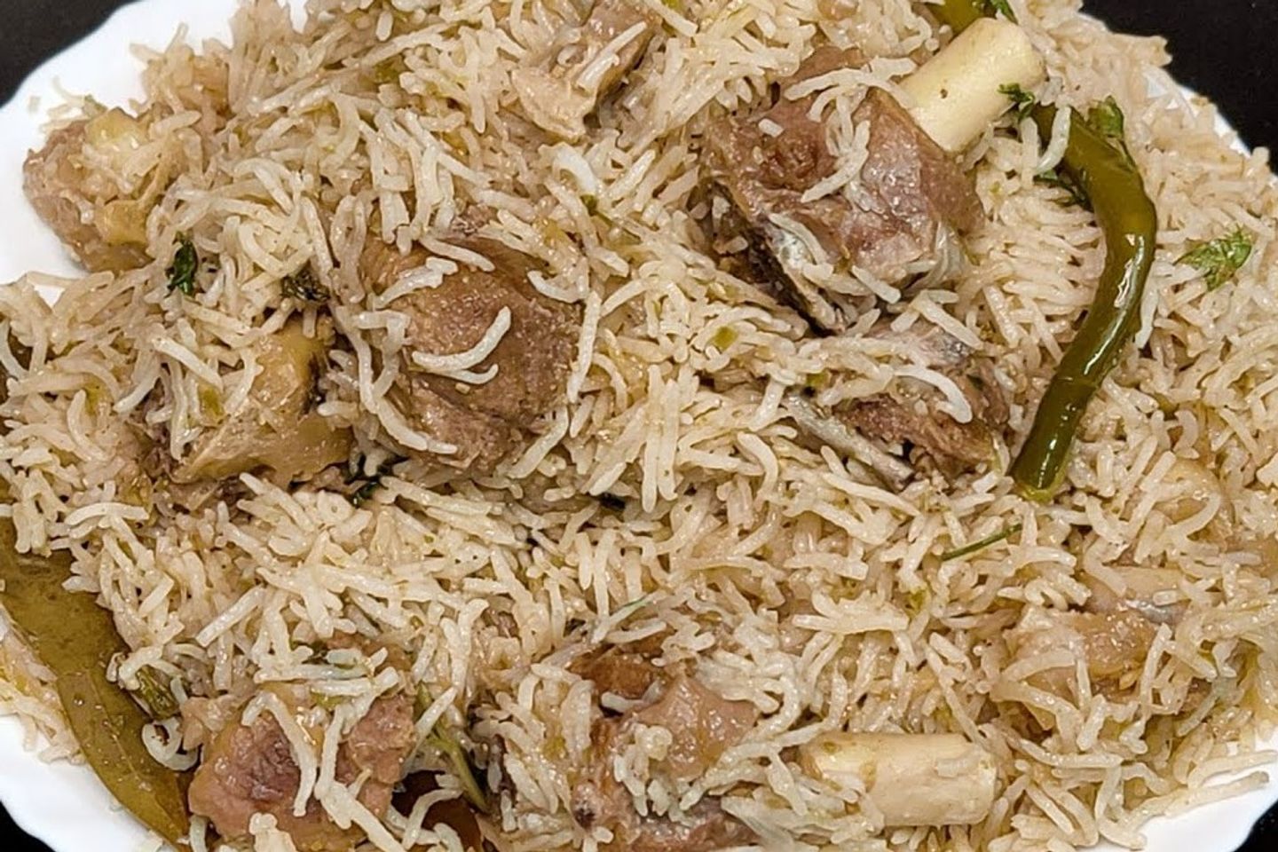 عجوة لحم بيف بلاو - نص - طبق