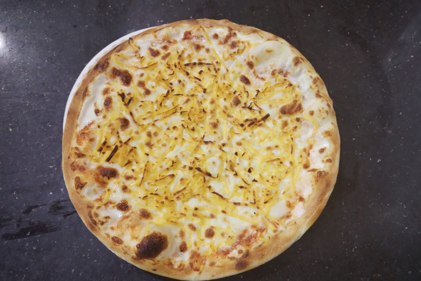 Three Cheese Pizza - Medium