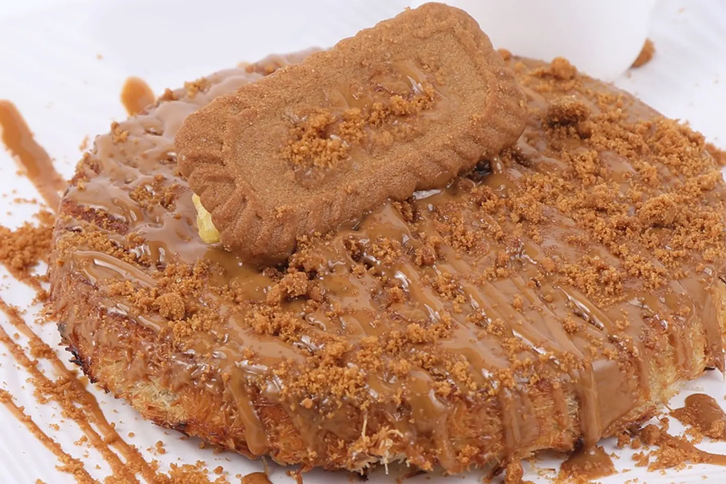 Kunafah Lotus - Plate