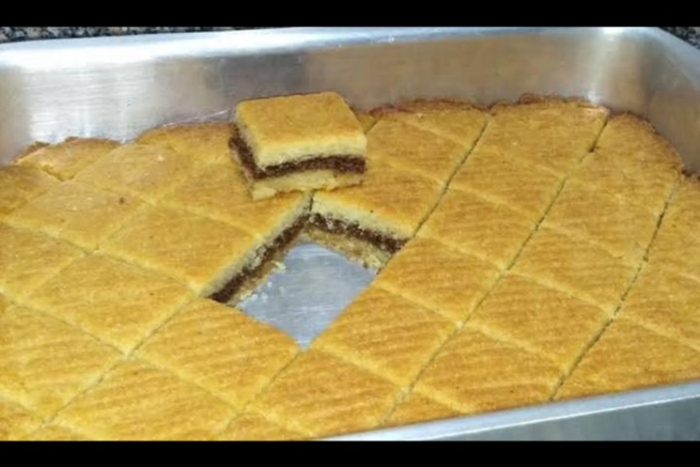 بسبوسة بالمكسرات  - ١ كيلو