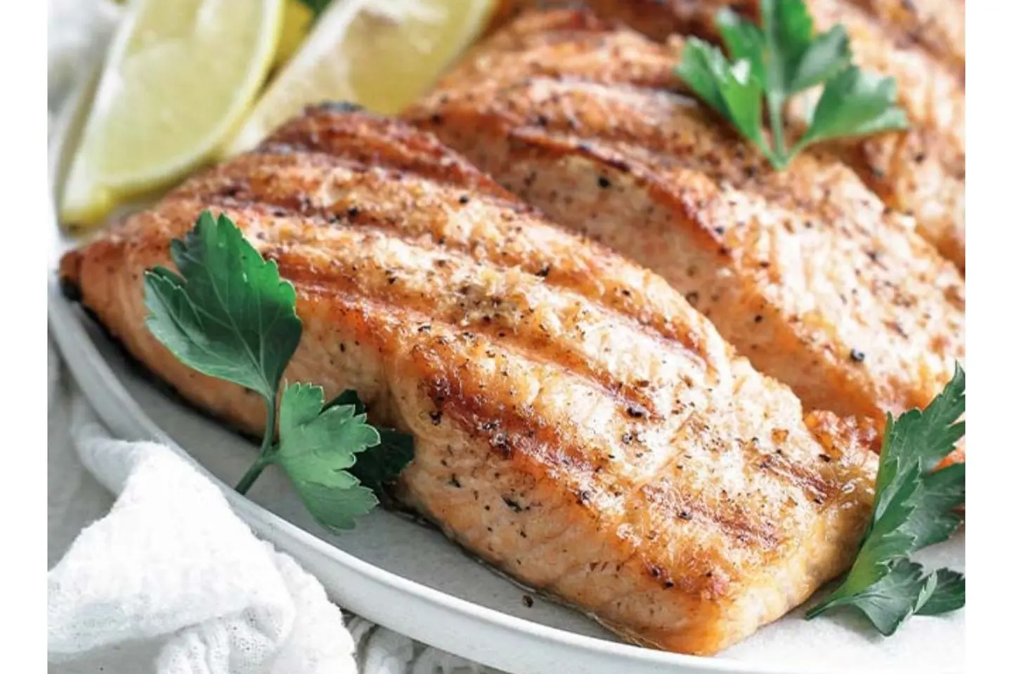 سالمون مشوي - ٢٥٠جرام