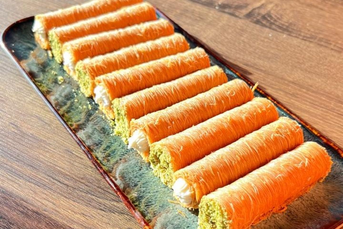 Lotus Fingers Kunafa - Small